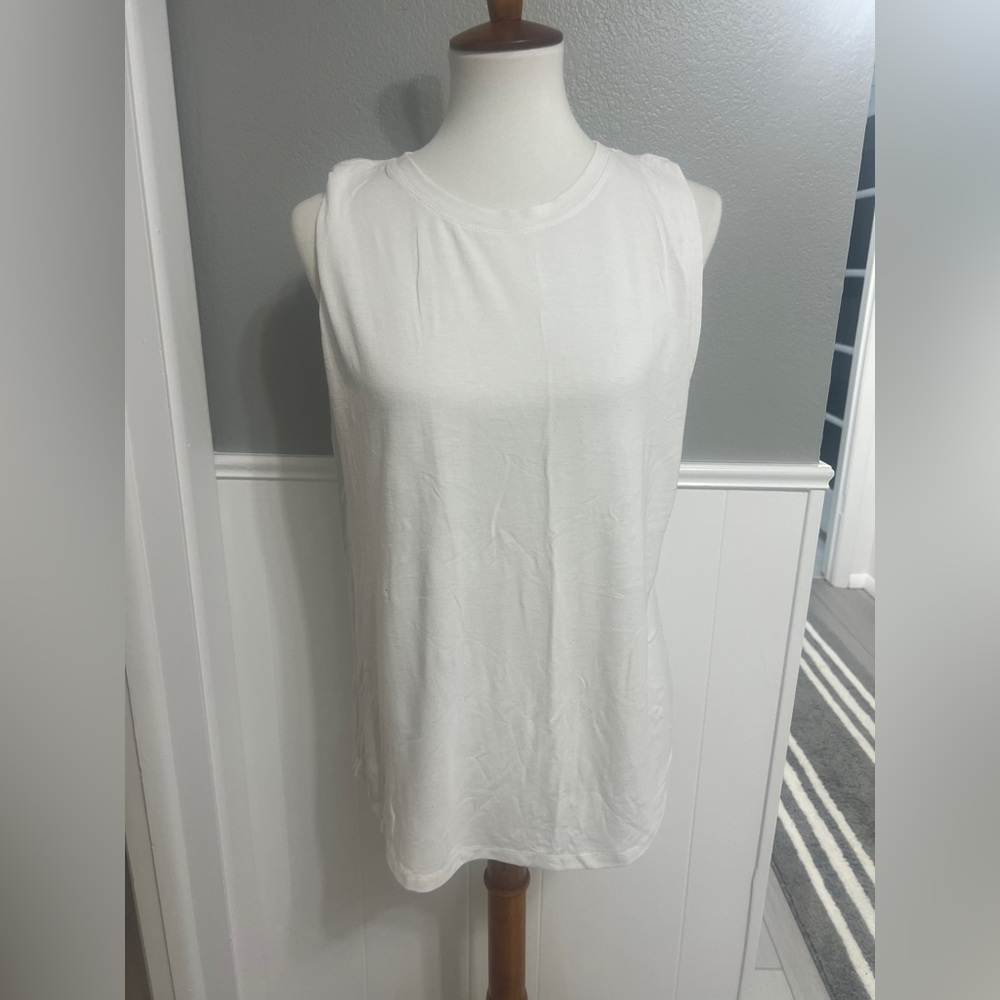 Athleta White Muscle Tee Size M
